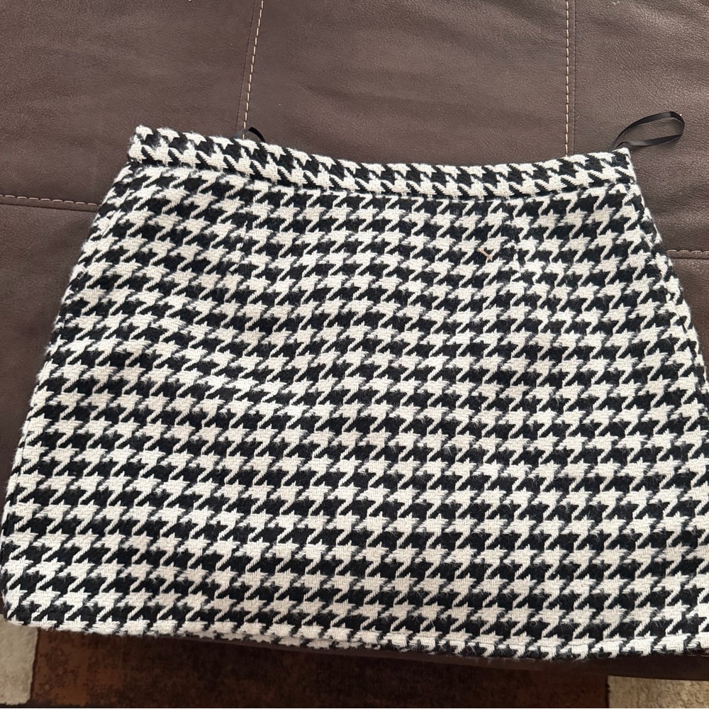 Tweed Houndstooth Skirt